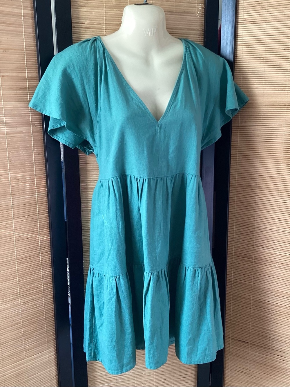 NWT Universal Thread dress XS linen short sleeve v neck green skater